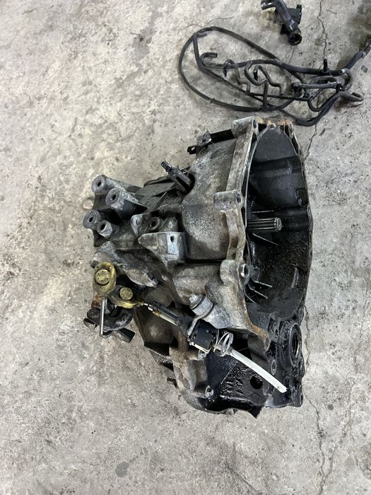 Cutie Viteze Opel Astra H 1.7tdci