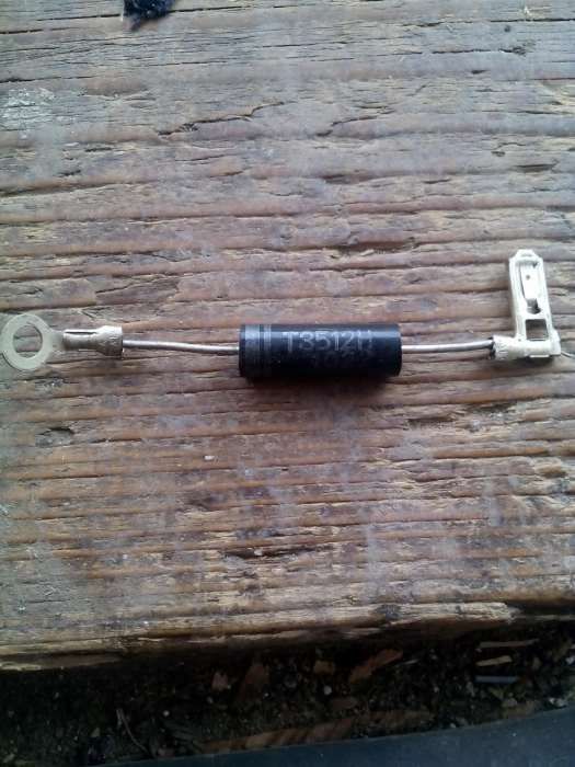 Diode cuptor microunde