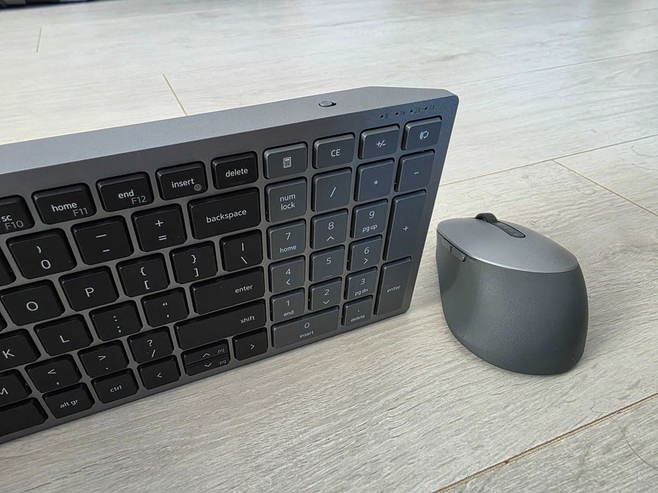 Kit Tastatura + Mouse Dell Multi-Device KM7120W