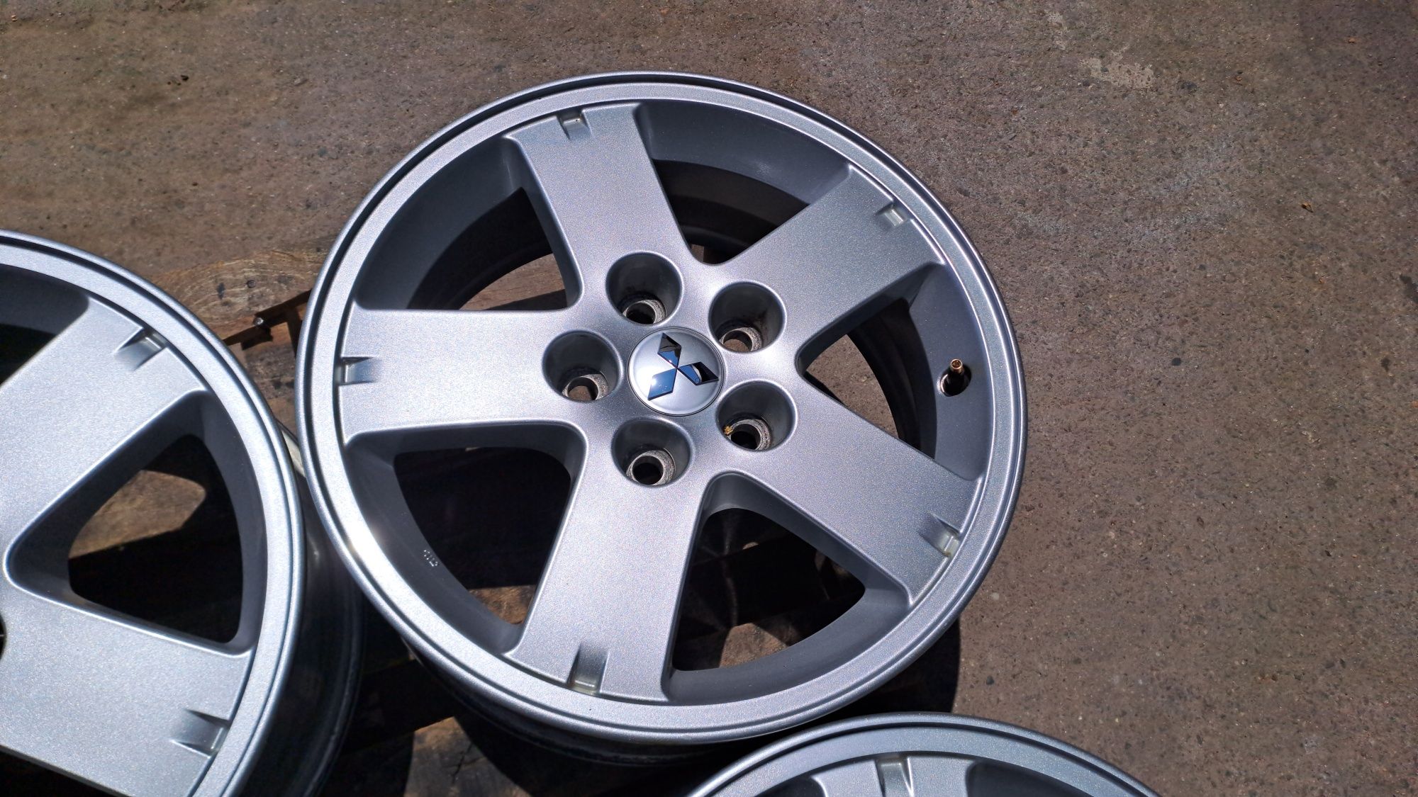 16" 5X114.3mm Mitsubishi. 5х114.3мм Митсубиши