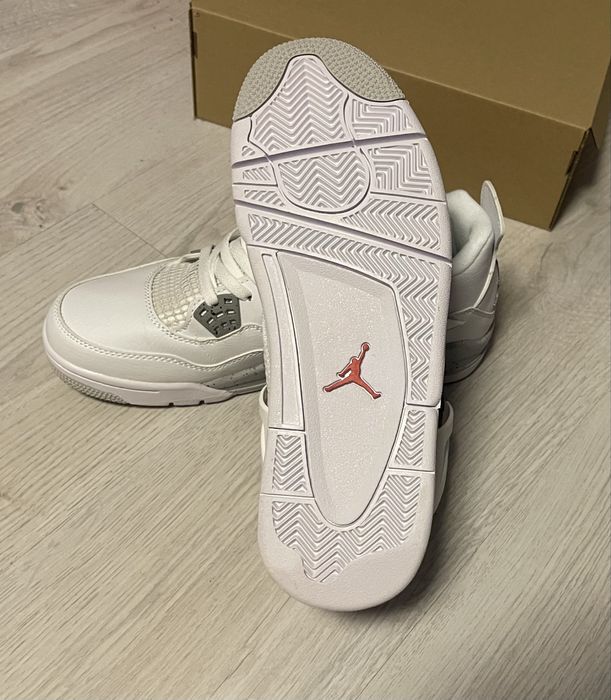 Jordan 4 Retro White Oreo