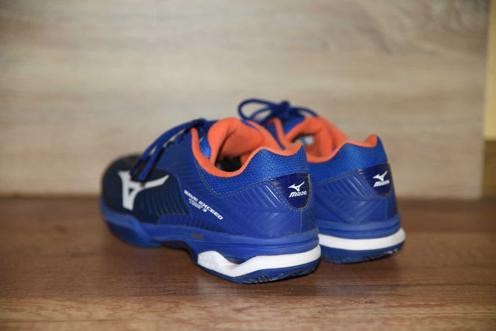 Mizuno оригинални маратонки 44 номер,