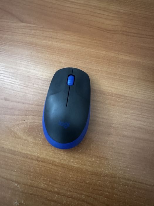 Продам мышку logi