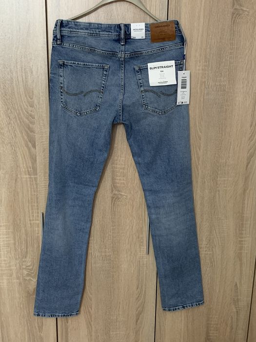 Нови мъжки дънки на JACK & JONES размер 30-34