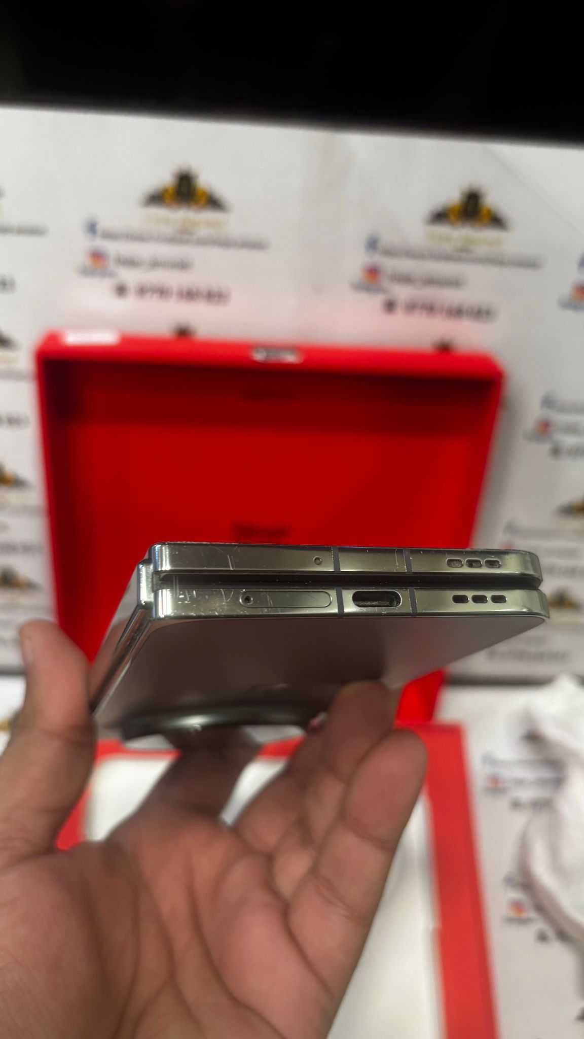 Hope Amanet P7 OnePlus Open Emerald Dusk