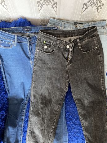 Продам джинсы недорого все целые ношены сезон