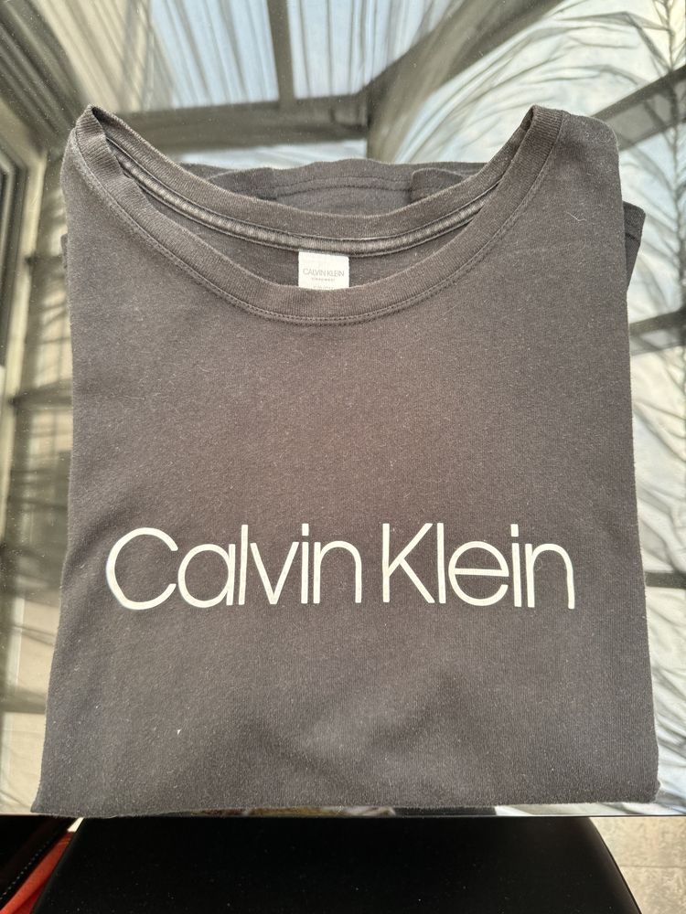 Calvin Klein тениски