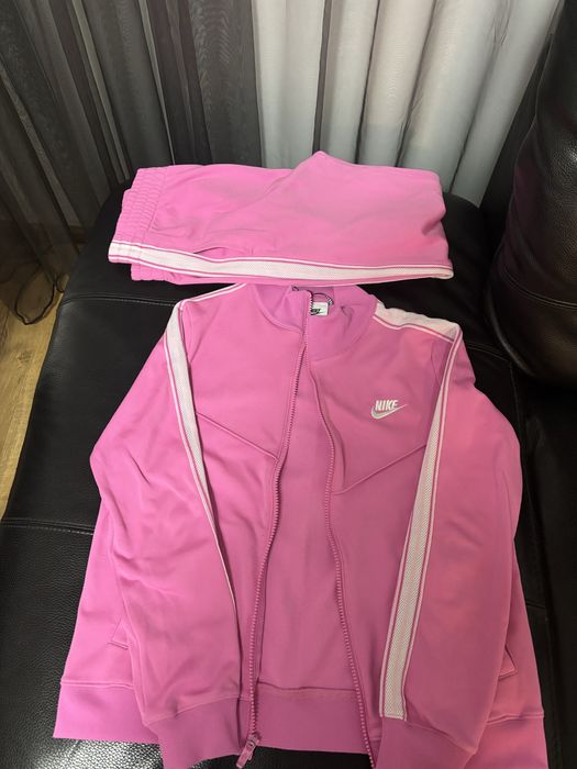 Екип Nike спортен комплект