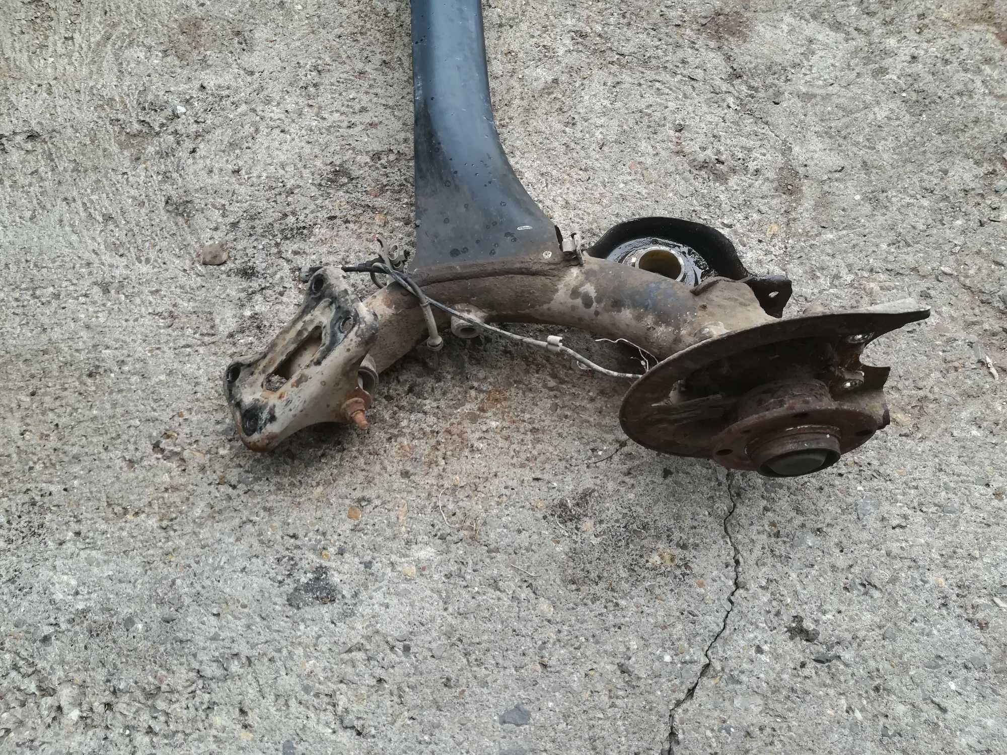Преден заден мост (магаре) Пежо 307 Peugeot 307 1.6i 2.0HDI