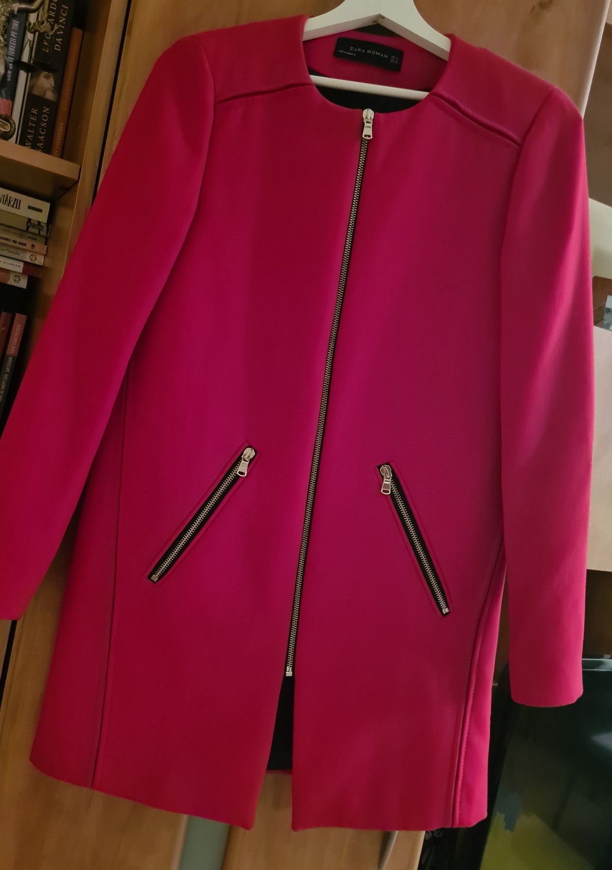Trench/Palton roșu Zara elegant clasic, mărime XS