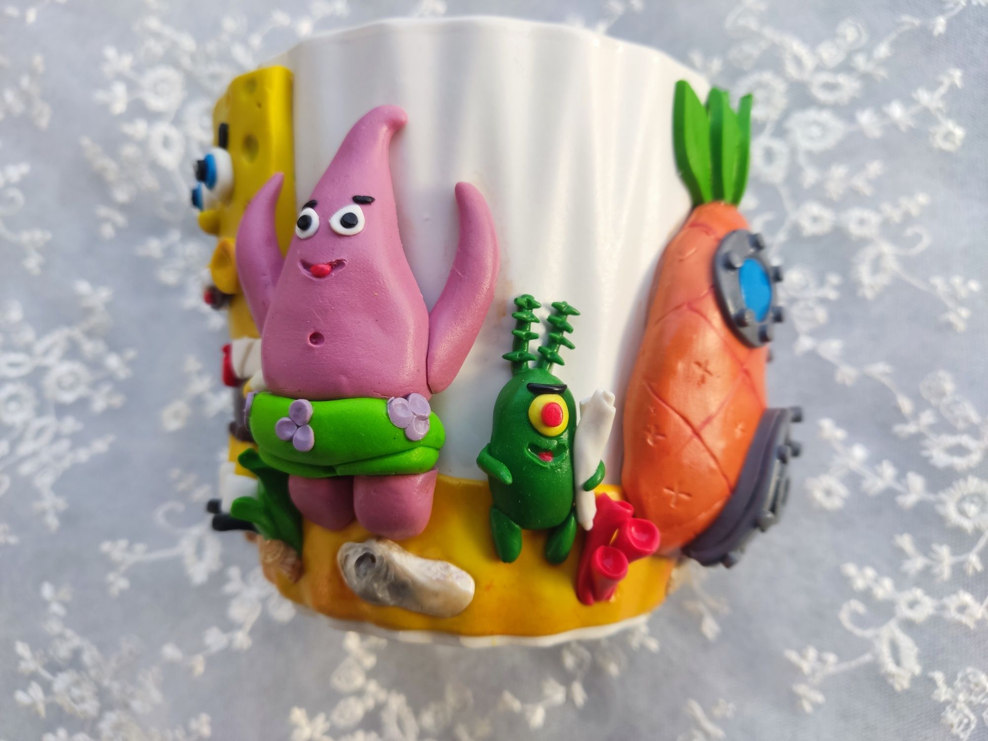 Чашка със Спонджбоб и приятели