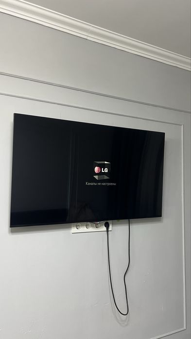 Телевизор LG продаю
