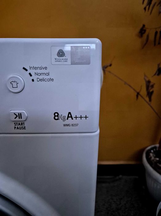 Пералня Ariston 8 kg AAA+