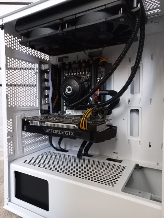 Игровой системный блок Xeon E5-2660 V4 / DDR4 16GB/ GTX 1660 6GB!