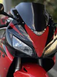 Продам мотоцикл honda CBR1000RR