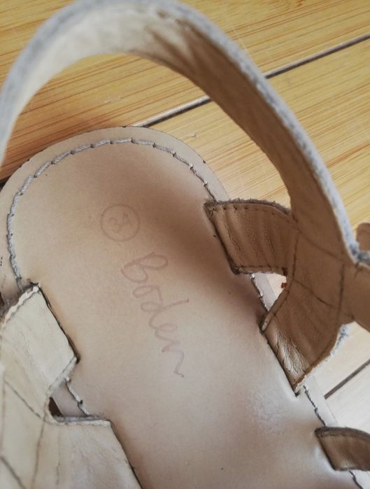 Sandale fete piele naturala argintii mărimea 34 sau 22 cm Boden