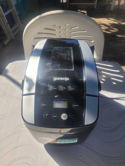 Masina de copt paine GORENJE BM1210BK