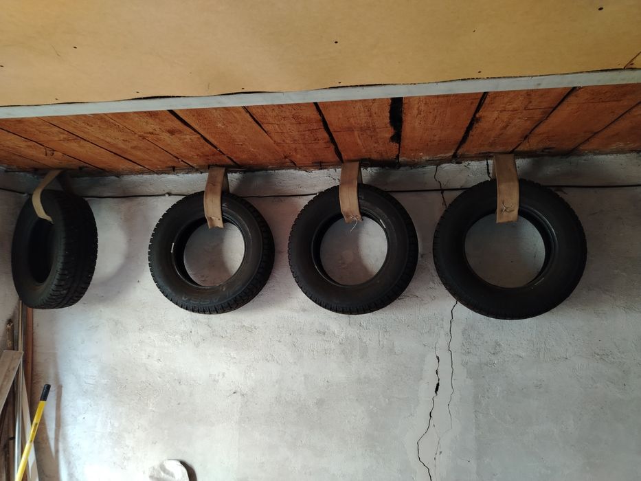 Продам новые шины марки "lassa"  в отличном состоянии,.