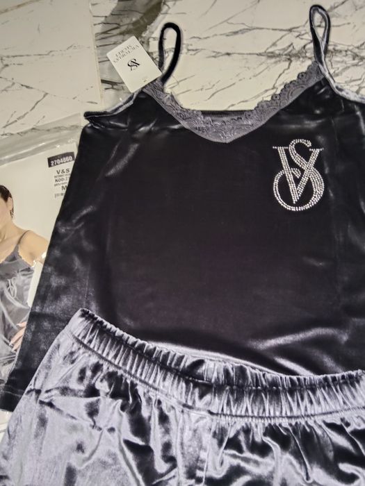 Pijama victoria secret de damă