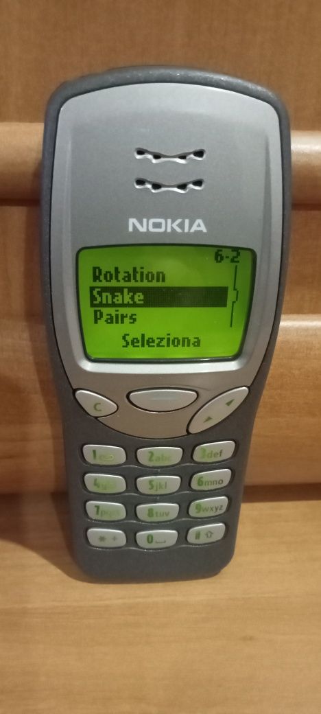 Nokia 3210 nou 03/10/2000