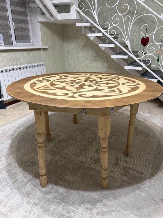 Стол - 2 в 1, в отличном состоянии