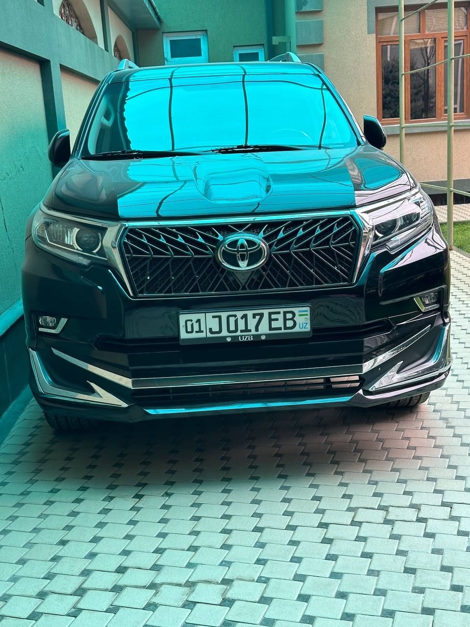 Срочно сотилади қора Toyota Prado 2010 краска тоза