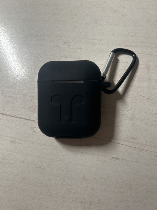 продам наушники AirPods 2