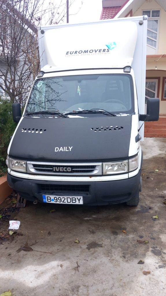 Vând iveco daily