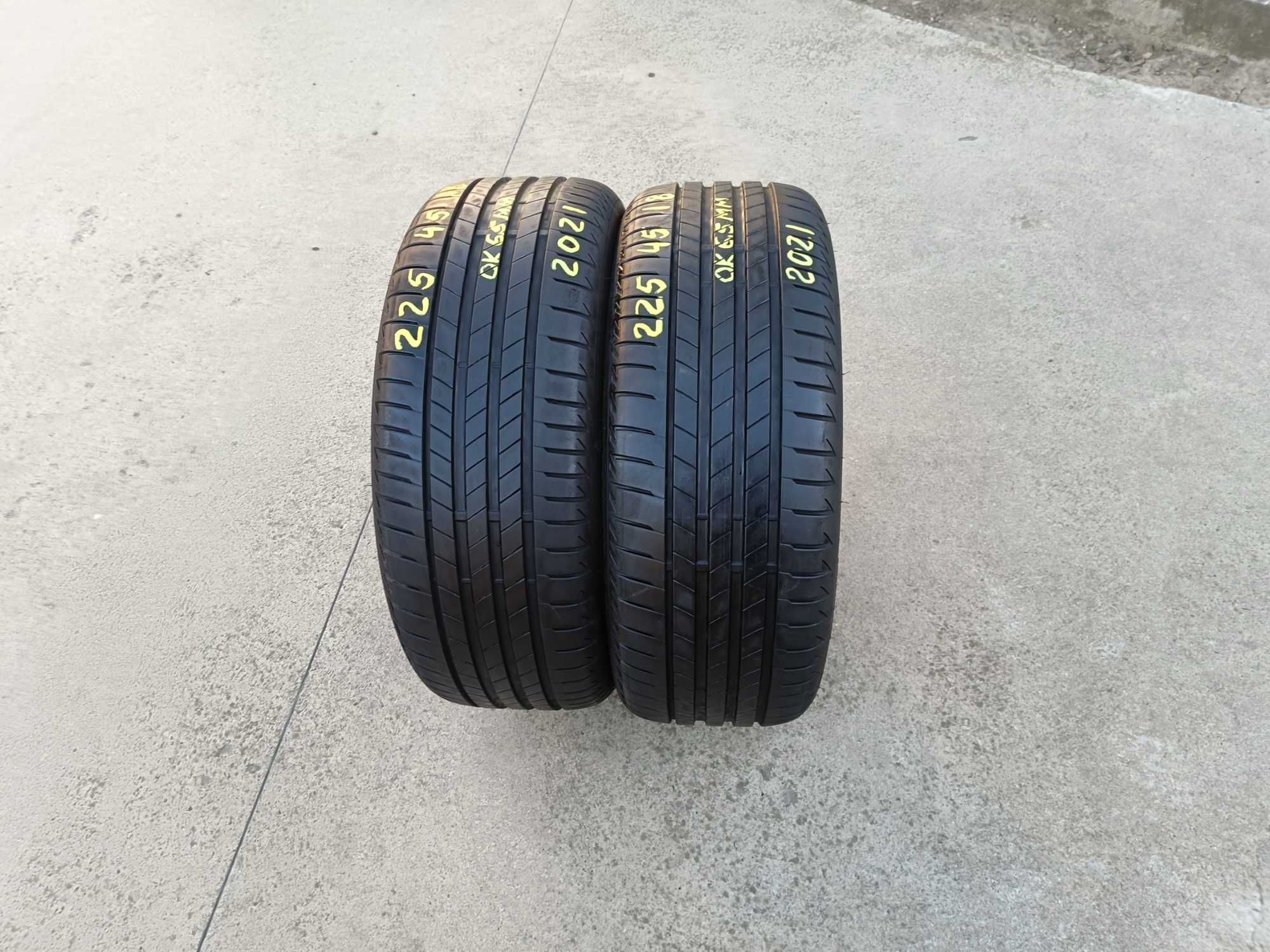 Doua anvelope de vara 225 45 18 bridgestone turanza T005 dot 2021