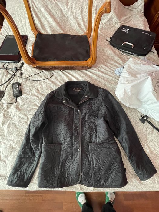 Весенние куртка, в хорошем состоянии, без рваная,