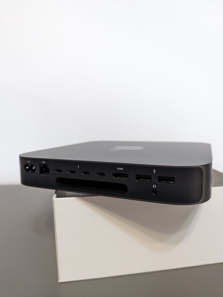 Mac Mini 2018 i5 256 GB -Impecabil-