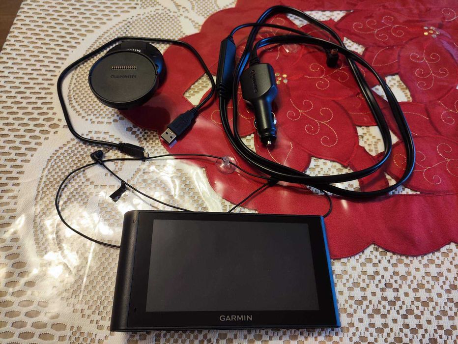 Garmin nüviCam LMT 6" дисплей и камера