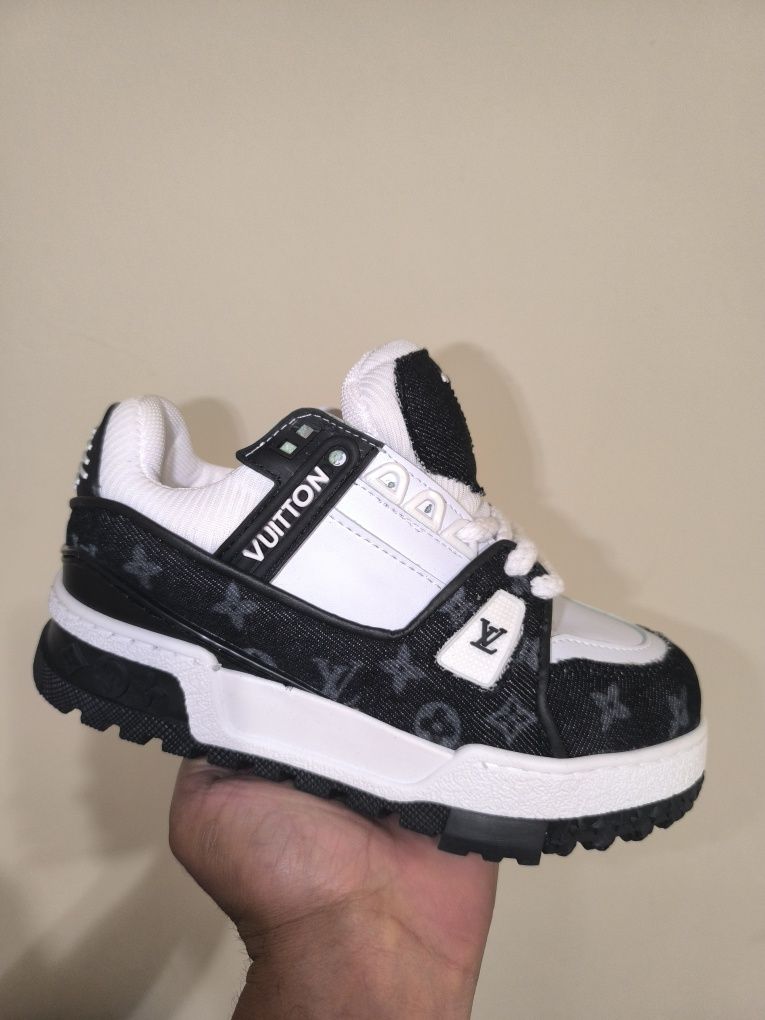 Louis Vuitton skate maxi black ultimate verificare colet