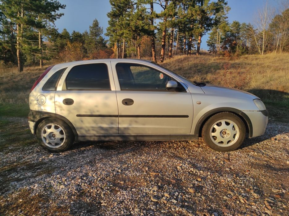 Opel Corsa C 1.7 DTI 75коня 2003г