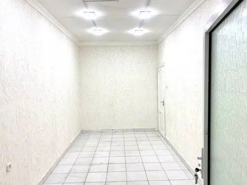 Подвал 18м² Чиланзар 13 вдоль дороги