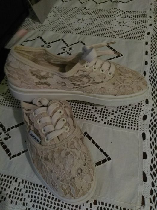 Adidași, teniși, sandale , papuci piele