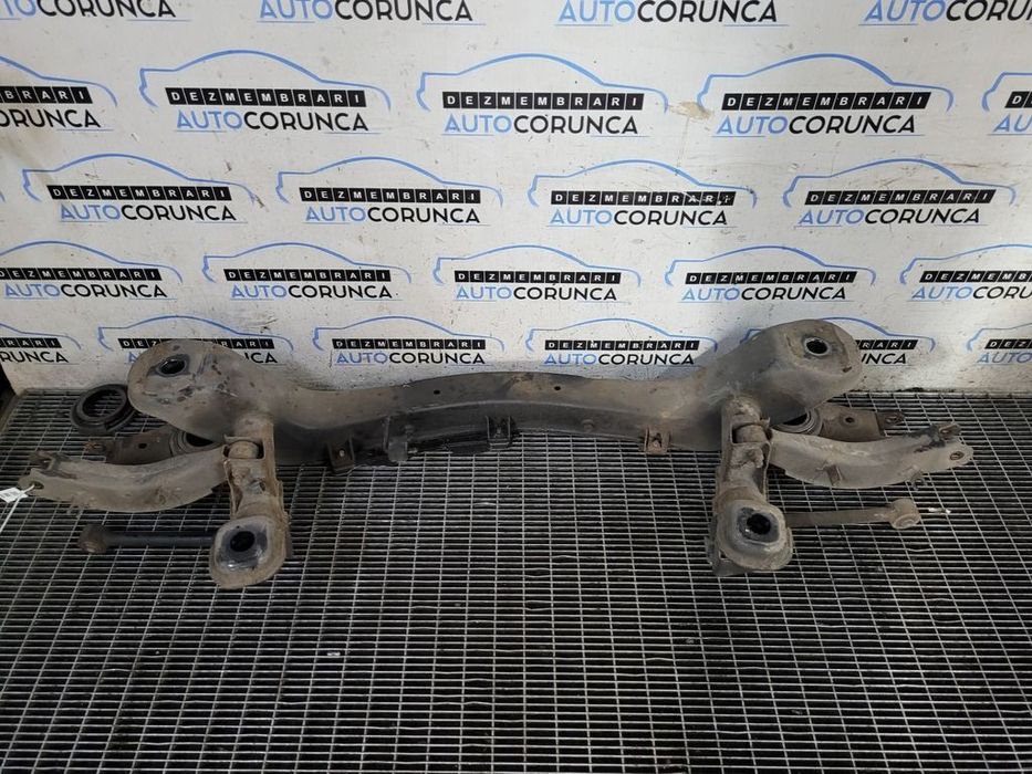 Punte spate SsangYong Korando III Facelift 2013 2.0 D 2013 - 2017 SUV 4 Usi (1284) 4x4