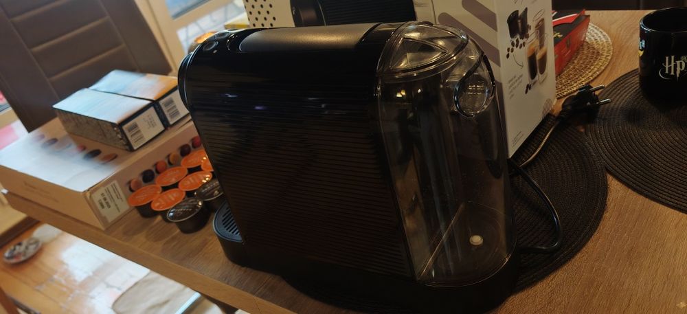 Кафе машина с капсули Tchibo cafissimo pure+