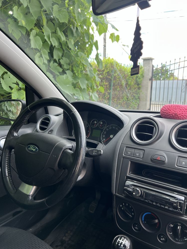 Vand Ford Fiesta