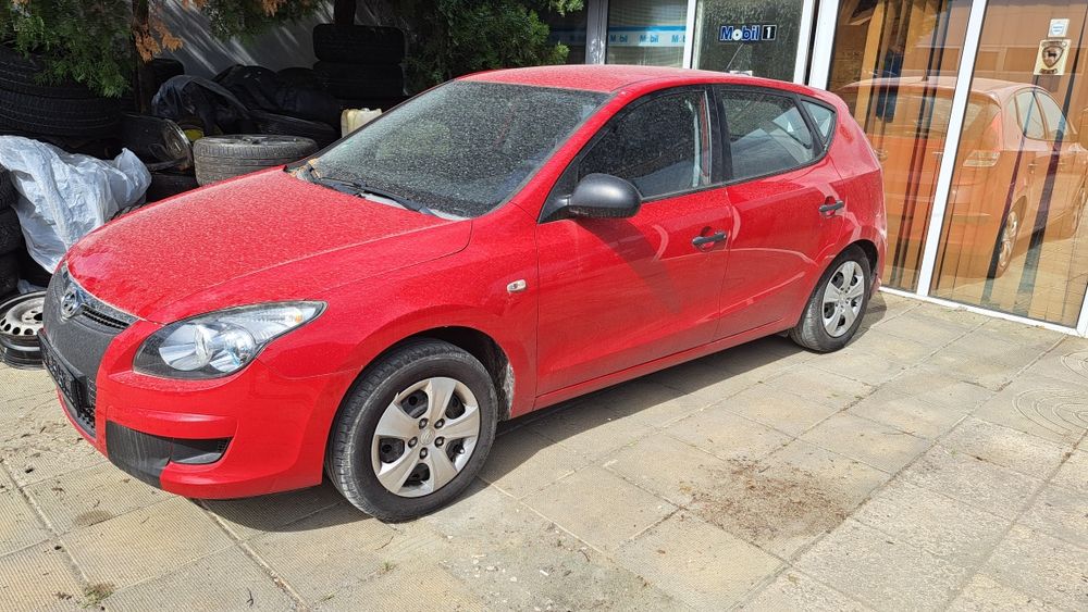Hyundai I 30 На части 1.4 бензин
