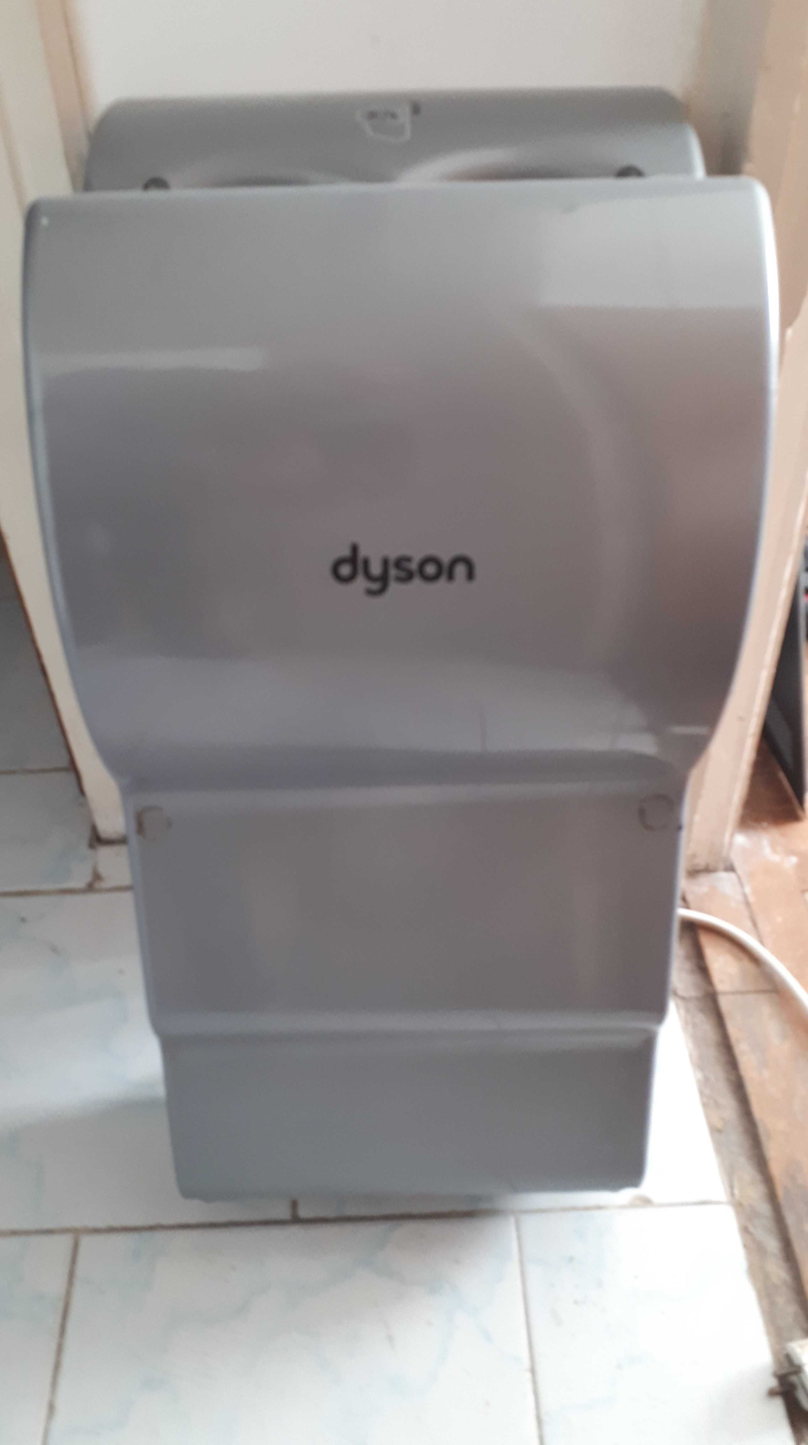 uscator maini dyson airblade