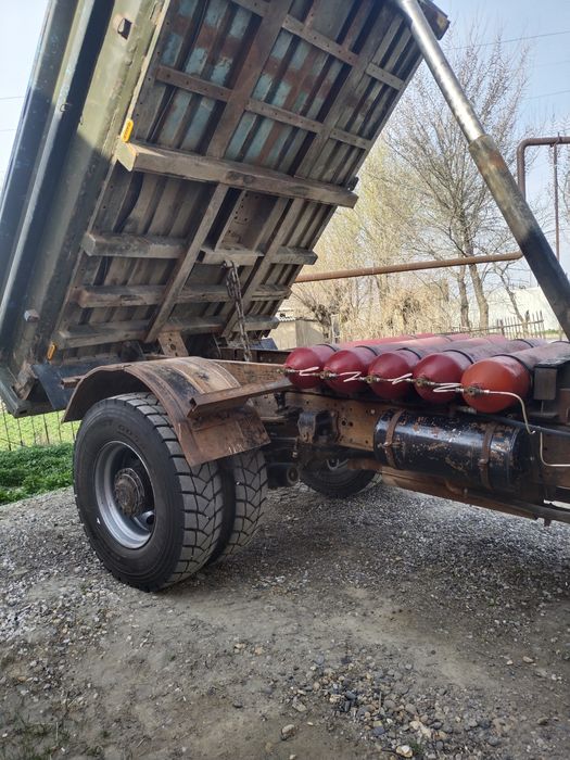 Zil  1983 yil 5 dona oltmish talik metan