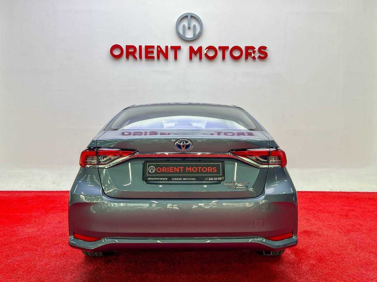 toyota corolla 1.8 гибрид Можно  ЧЕРЕЗ  БАНК
