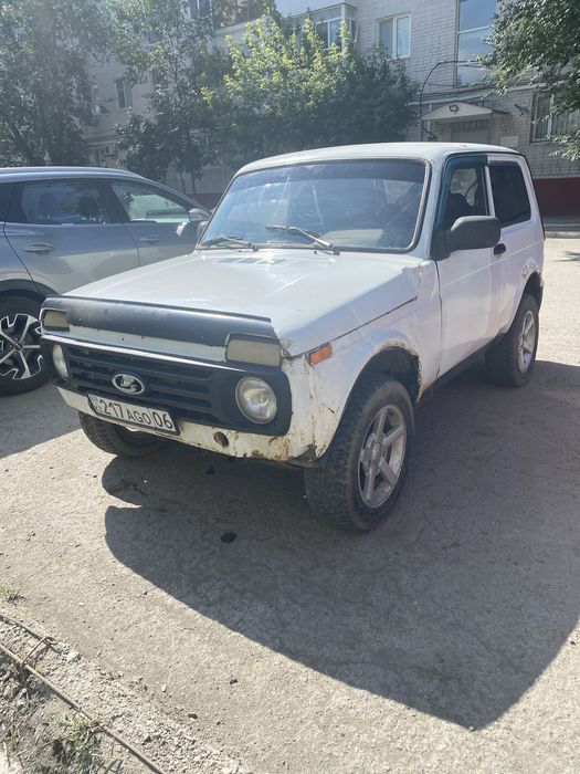 Дверь водительская Нива 21214