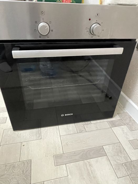 Срочно продам духовка BOCSH