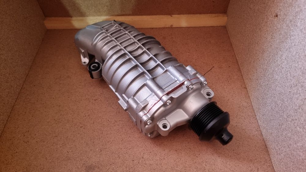 Компресор за мерцедес EATON M65