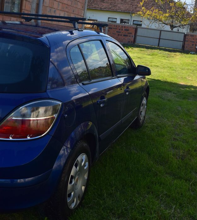 Opel Astra H 1.6 benzina + gpl