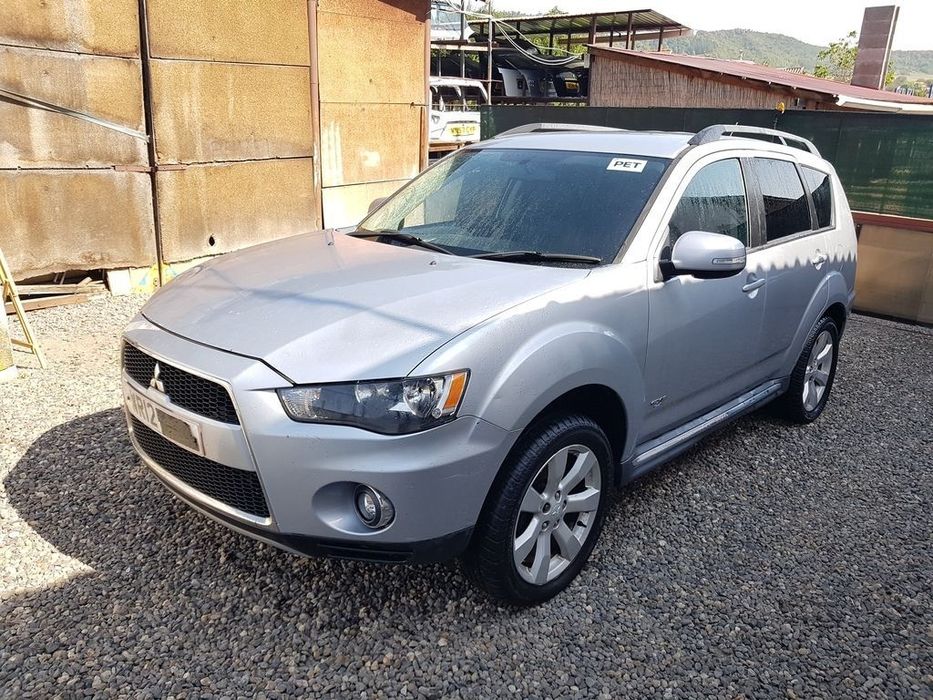 Dezmembrari dezmembrez  Mitsubishi Outlander Facelift 2.2 Diesel 2006-2012