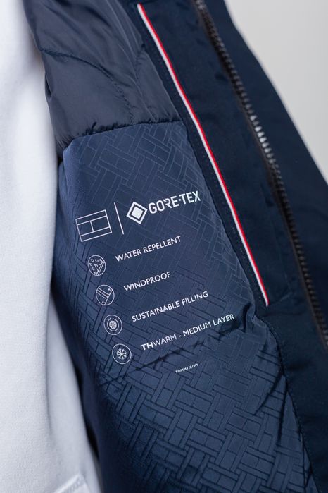 Tommy Hilfiger : ICON Gore-Tex INFINIUM Jacket Ново Л / Оригинал