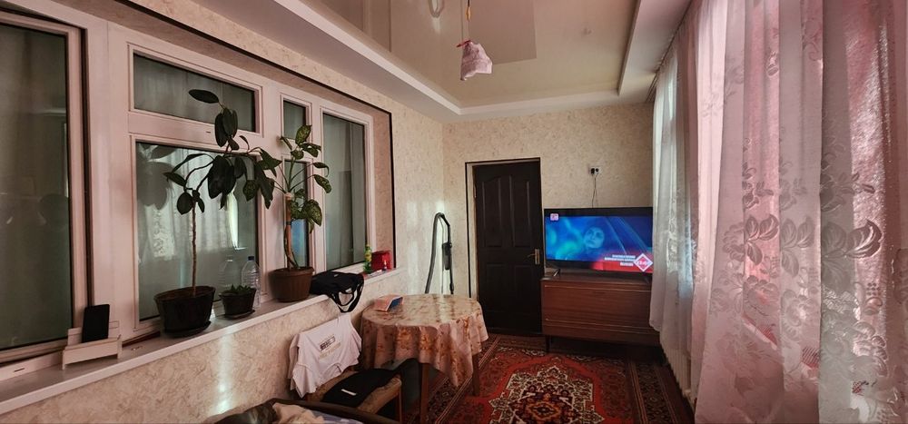 Olmazor tumani Muhbir kochasi 113.37 kvadrat kvartira sotiladi